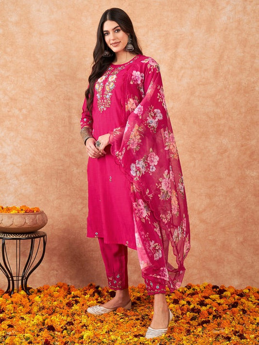 .Our Exclusive Collection is here, to add a touch of tradition to your wardrobe SWRD302