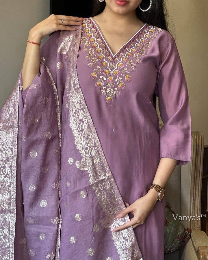 Our Exclusive Collection is here, to add a touch of tradition to your wardrobe SWRD326
