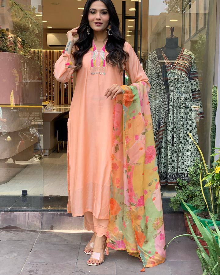 Our Exclusive Collection is here, to add a touch of tradition to your wardrobe SWRD334
