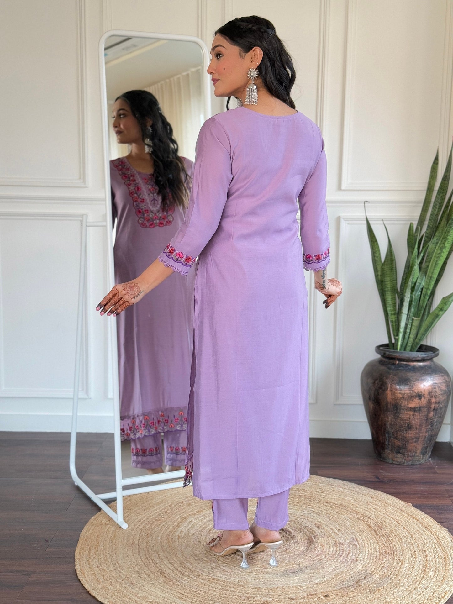 Our Exclusive Collection is here, to add a touch of tradition to your wardrobe SWRD343