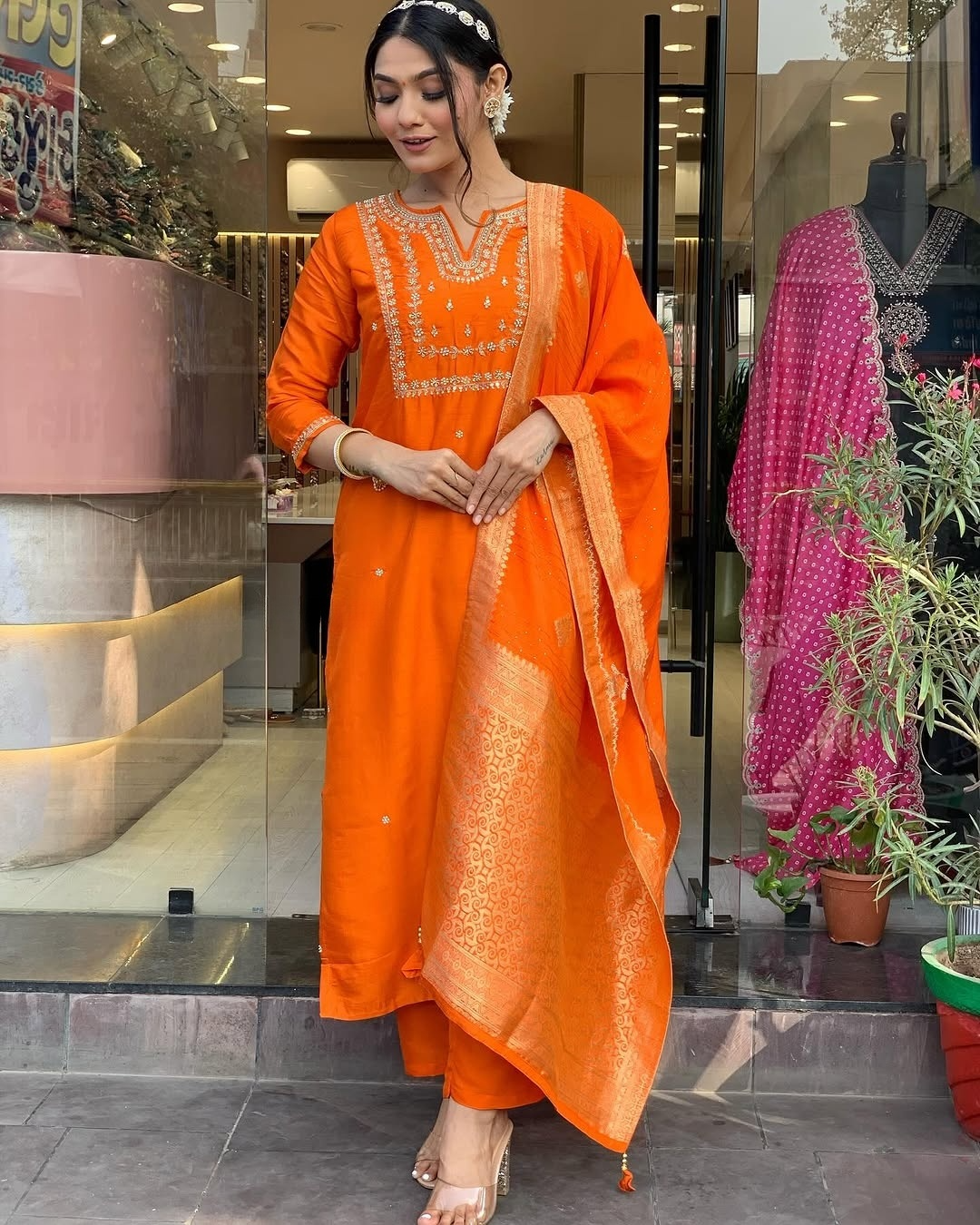 Radiate confidence in this stunning kurti set, adorned with delicate embroidery and paired with a rich, traditional dupatta.