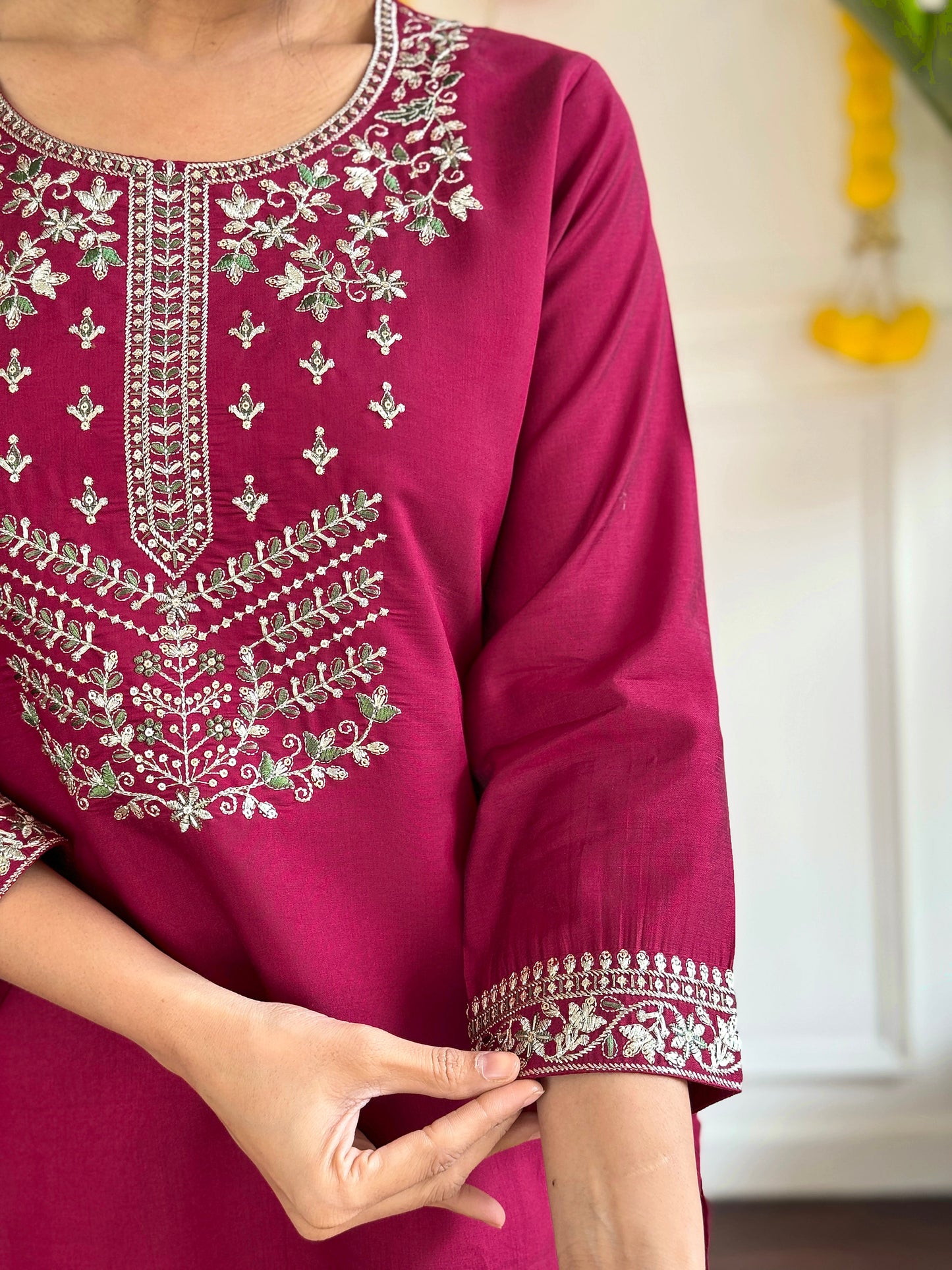 Elegant and timeless, this maroon embroidered kurti set is a perfect blend of tradition and modern stylE