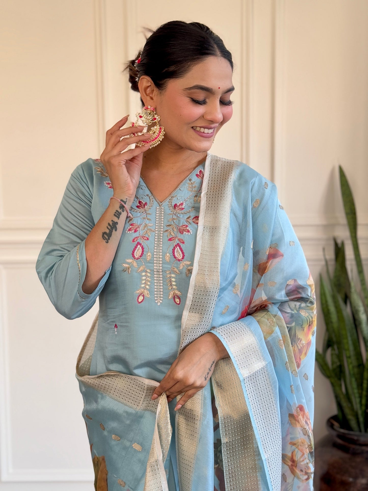 Step into elegance with this pastel blue Kurti set, featuring delicate embroidery and a beautifully printed dupatta