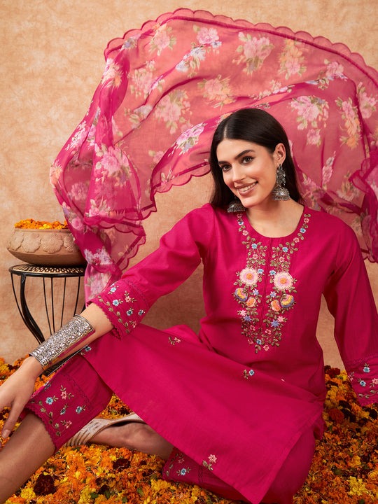 .Our Exclusive Collection is here, to add a touch of tradition to your wardrobe SWRD302