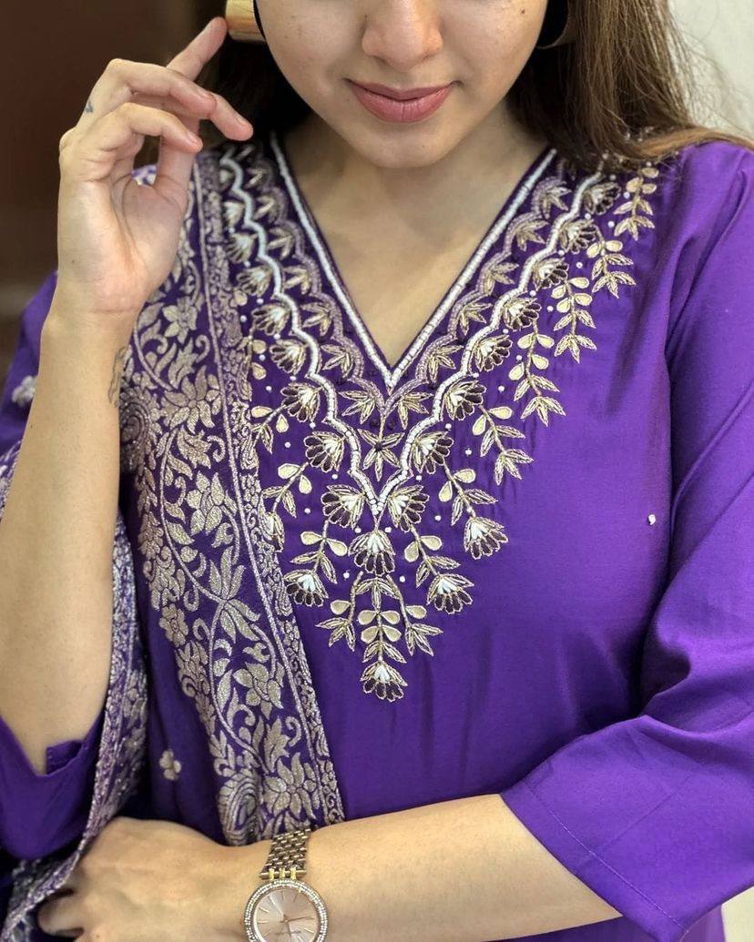 Our Exclusive Collection is here, to add a touch of tradition to your wardrobe SWRD326
