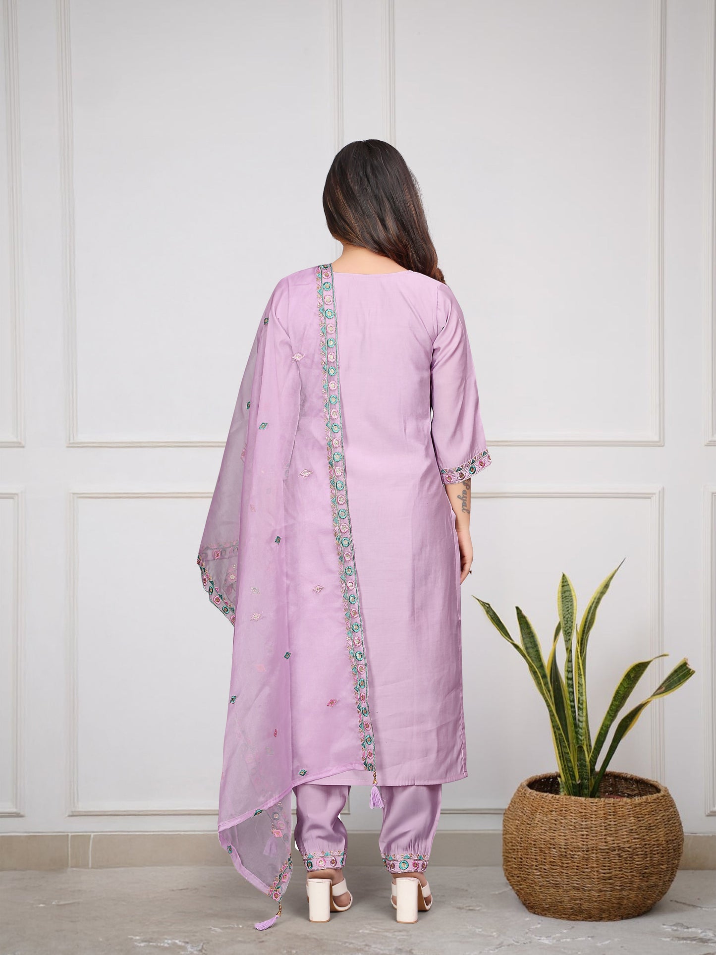 Simple yet elegant This is how we describe our latest launched dresses(NFRD407)