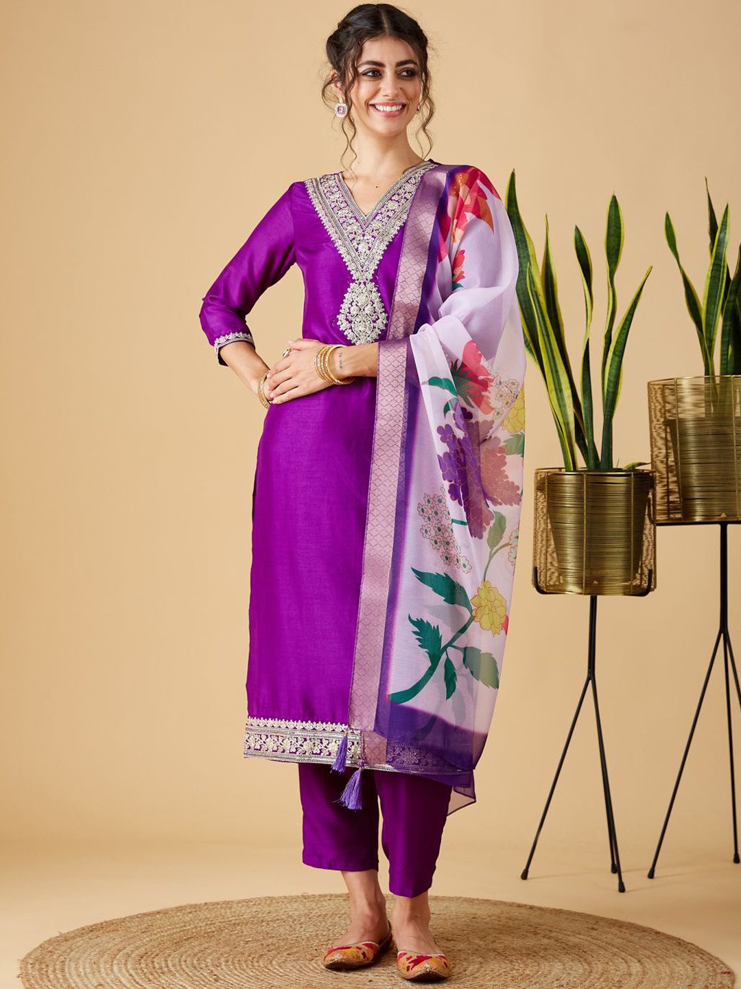Simple yet elegant This is how we describe our latest launched dresses(NFRD419)